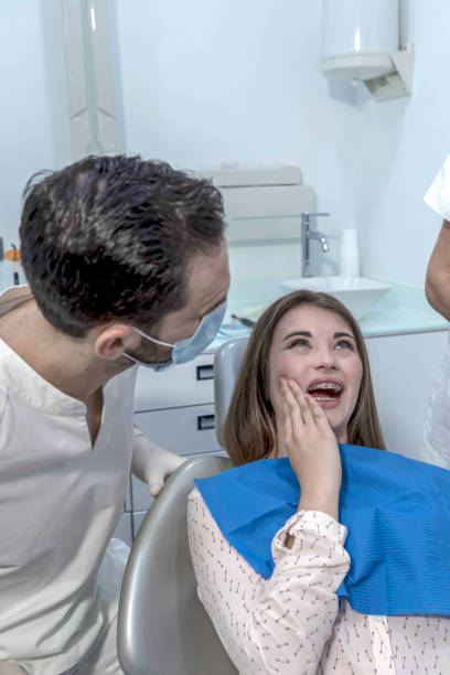 Best Chipped Tooth Repair Near Me  in Oxford, IN